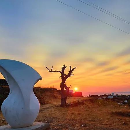 Vakantiehuis Artistic Cycladic With Spectacular Panoramic View Exámbela