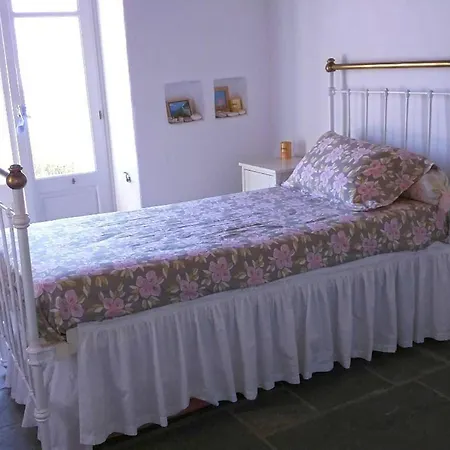 Artistic Cycladic With Spectacular Panoramic View Vakantiehuis