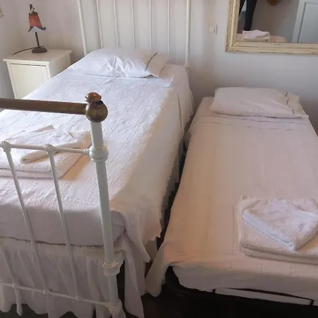 Vakantiehuis Artistic Cycladic With Spectacular Panoramic View Exámbela