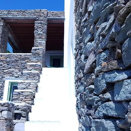 Artistic Cycladic With Spectacular Panoramic View Vakantiehuis Exámbela