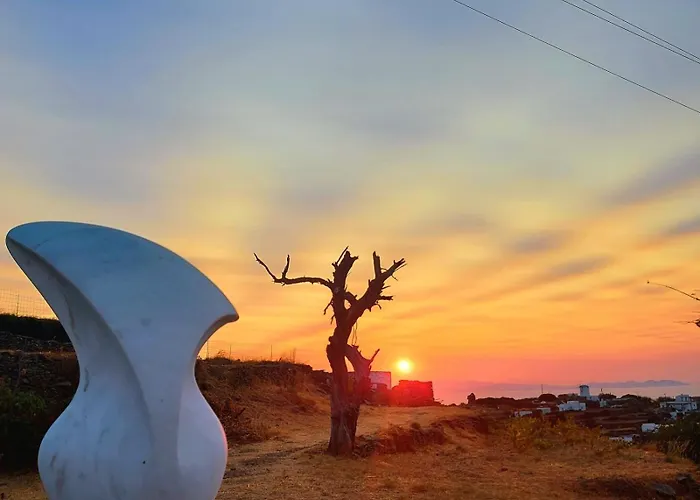 Dom wakacyjny Artistic Cycladic With Spectacular Panoramic View Exámbela